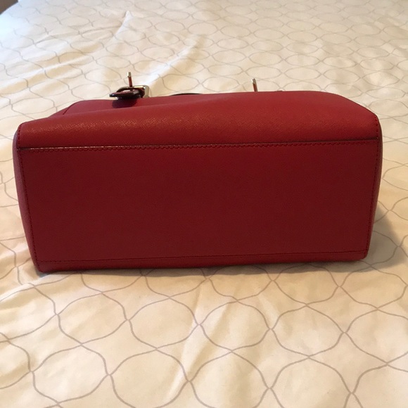 Red Kate Spade tote - Picture 3 of 7